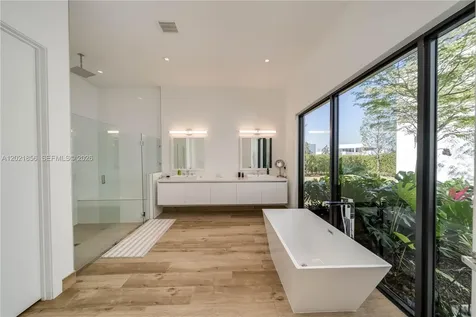 16600 Sunset Way Weston FL 33326