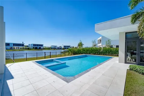 16600 Sunset Way Weston FL 33326