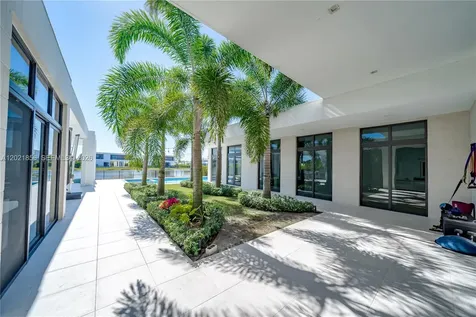 16600 Sunset Way Weston FL 33326