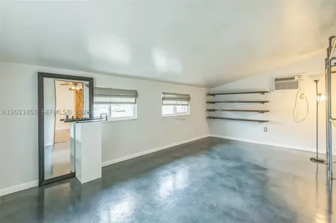 6931 SW 2nd Street Pembroke Pines FL 33023
