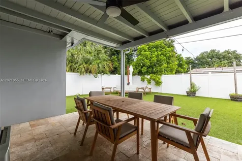 6931 SW 2nd Street Pembroke Pines FL 33023