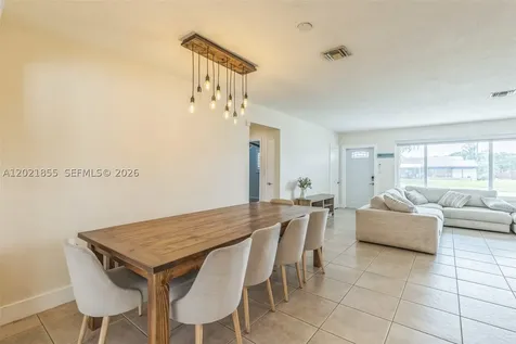 6931 SW 2nd Street Pembroke Pines FL 33023