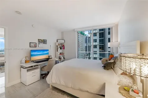 1010 SW 2nd Avenue Miami FL 33130