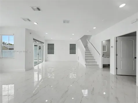 15486 SW 23rd Lane Miami FL 33185