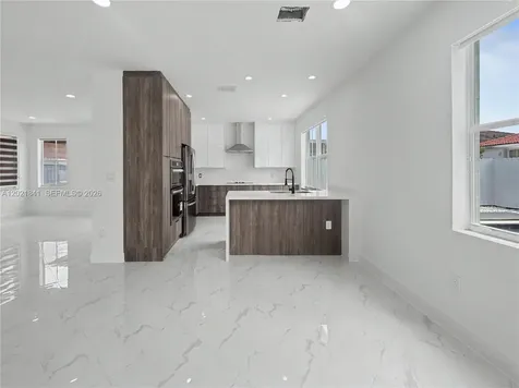 15486 SW 23rd Lane Miami FL 33185