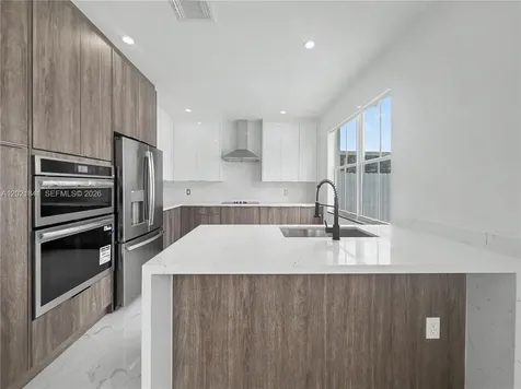 15486 SW 23rd Lane Miami FL 33185