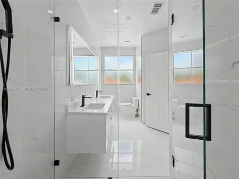 15486 SW 23rd Lane Miami FL 33185