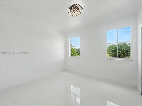 15486 SW 23rd Lane Miami FL 33185