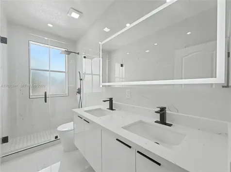 15486 SW 23rd Lane Miami FL 33185