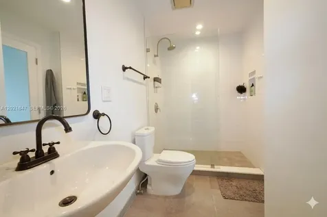 690 SW 1st Court Miami FL 33130