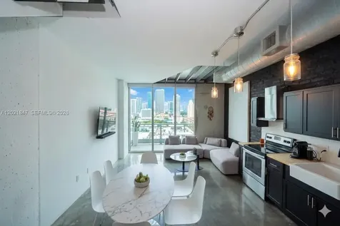 690 SW 1st Court Miami FL 33130