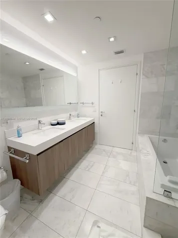 401 N Birch Road Fort Lauderdale FL 33304