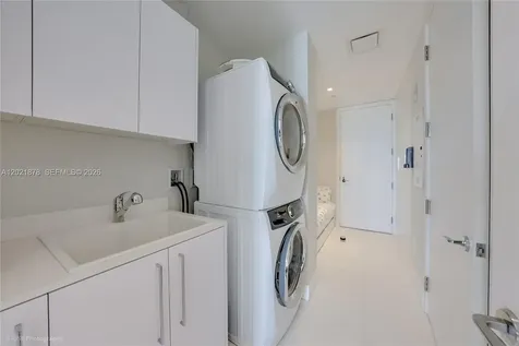 15701 Collins Avenue Sunny Isles Beach FL 33160