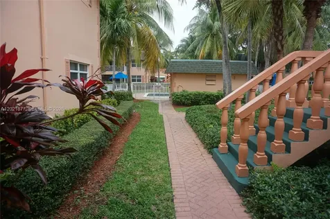 770 SE 2nd Avenue Deerfield Beach FL 33441