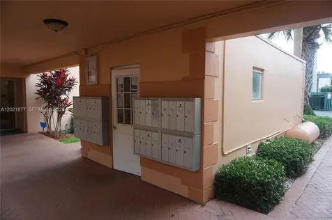 770 SE 2nd Avenue Deerfield Beach FL 33441