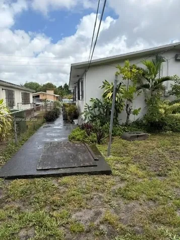 336 E 41st Street Hialeah FL 33013