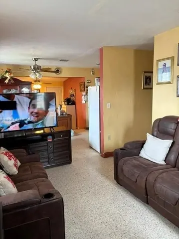 336 E 41st Street Hialeah FL 33013