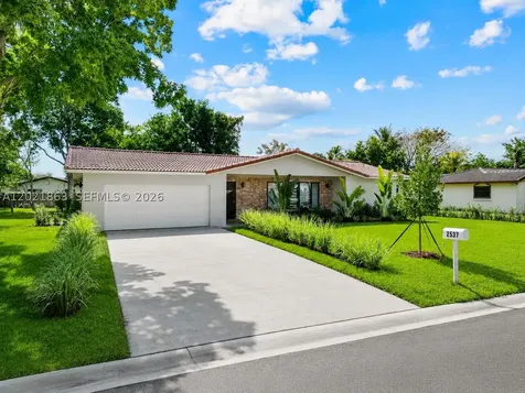 2537 NW 116th Terrace Coral Springs FL 33065