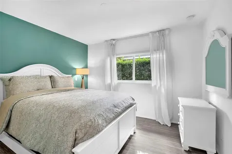 203 Ridgewood Road Coral Gables FL 33133