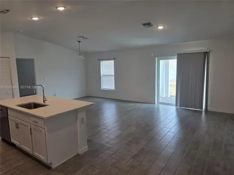 1926 NW 31st Terrace Cape Coral FL 33993