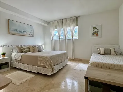 3001 S Ocean Drive Hollywood FL 33019