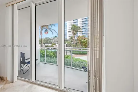 3001 S Ocean Drive Hollywood FL 33019