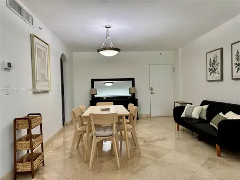 3001 S Ocean Drive Hollywood FL 33019
