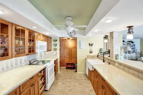 1800 S Ocean Boulevard Lauderdale By The Sea FL 33062