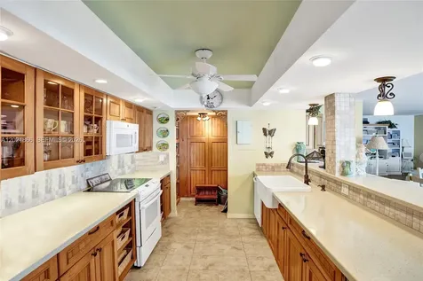 1800 S Ocean Boulevard Lauderdale By The Sea FL 33062