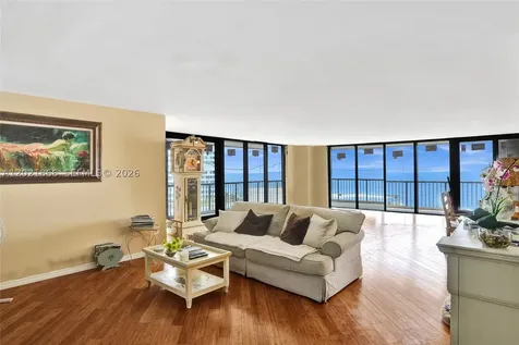 1800 S Ocean Boulevard Lauderdale By The Sea FL 33062