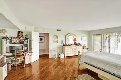 1800 S Ocean Boulevard Lauderdale By The Sea FL 33062