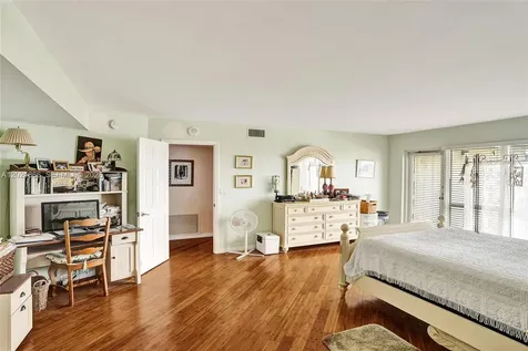 1800 S Ocean Boulevard Lauderdale By The Sea FL 33062