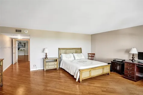 1800 S Ocean Boulevard Lauderdale By The Sea FL 33062
