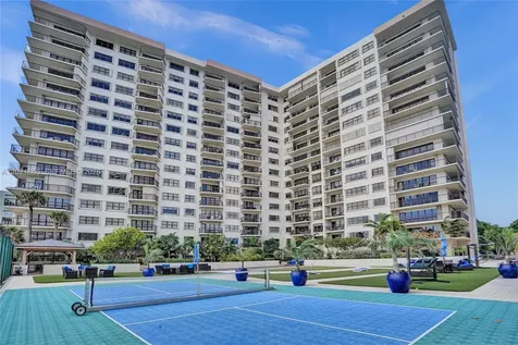 1800 S Ocean Boulevard Lauderdale By The Sea FL 33062