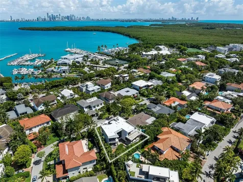 238 Buttonwood Drive Key Biscayne FL 33149