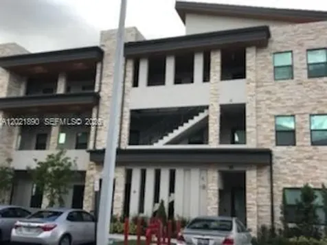 7805 NW 104 Avenue Doral FL 33178