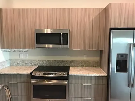 7805 NW 104 Avenue Doral FL 33178