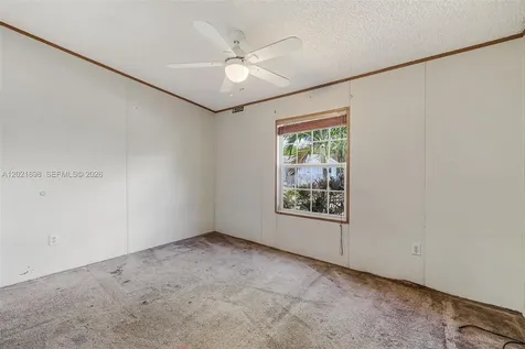 19800 SW 180 Avenue #524 Miami FL 33187