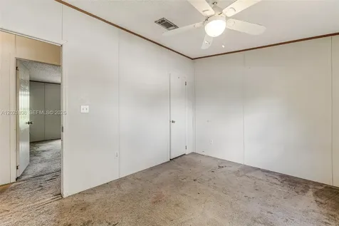 19800 SW 180 Avenue #524 Miami FL 33187