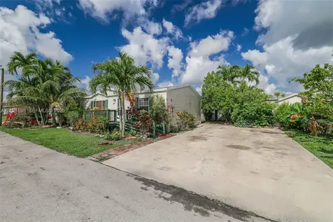 19800 SW 180 Avenue #524 Miami FL 33187