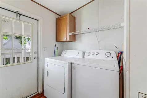 19800 SW 180 Avenue #524 Miami FL 33187