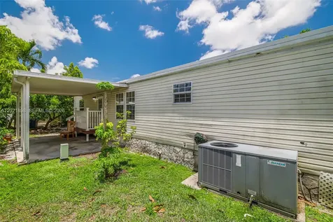 19800 SW 180 Avenue #524 Miami FL 33187