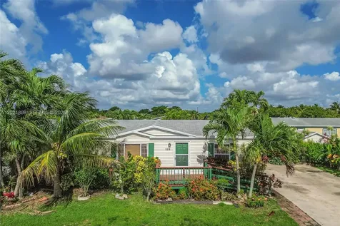 19800 SW 180 Avenue #524 Miami FL 33187