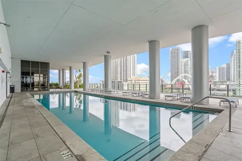 Miami FL 33132
