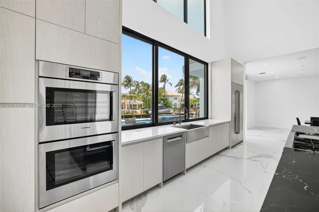 2751 NE 22nd Court Pompano Beach FL 33062