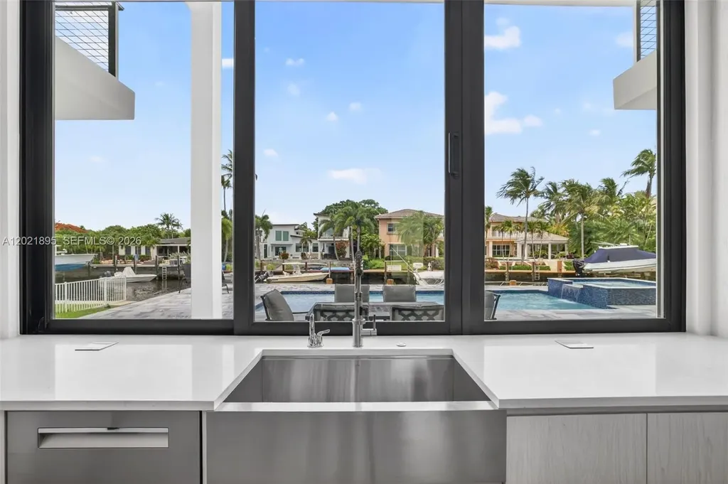 2751 NE 22nd Court Pompano Beach FL 33062