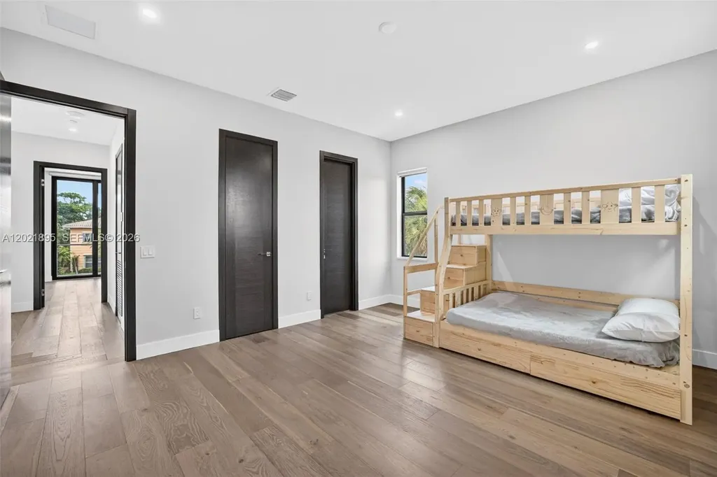 2751 NE 22nd Court Pompano Beach FL 33062