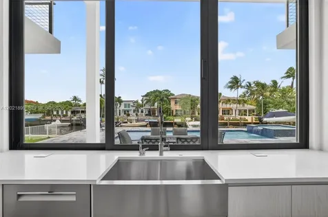 2751 NE 22nd Court Pompano Beach FL 33062