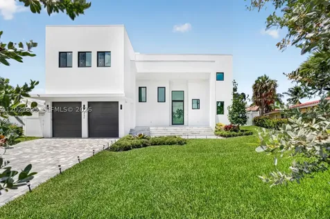 2751 NE 22nd Court Pompano Beach FL 33062