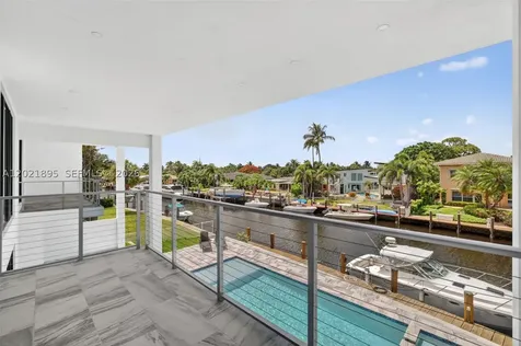 2751 NE 22nd Court Pompano Beach FL 33062